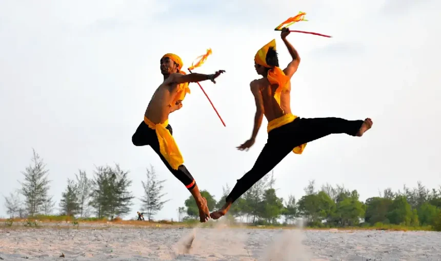 Beripat Beregong Belitung: Tradisi Duel Super Keren yang Wajib Masuk Paket Tour Belitung 2027