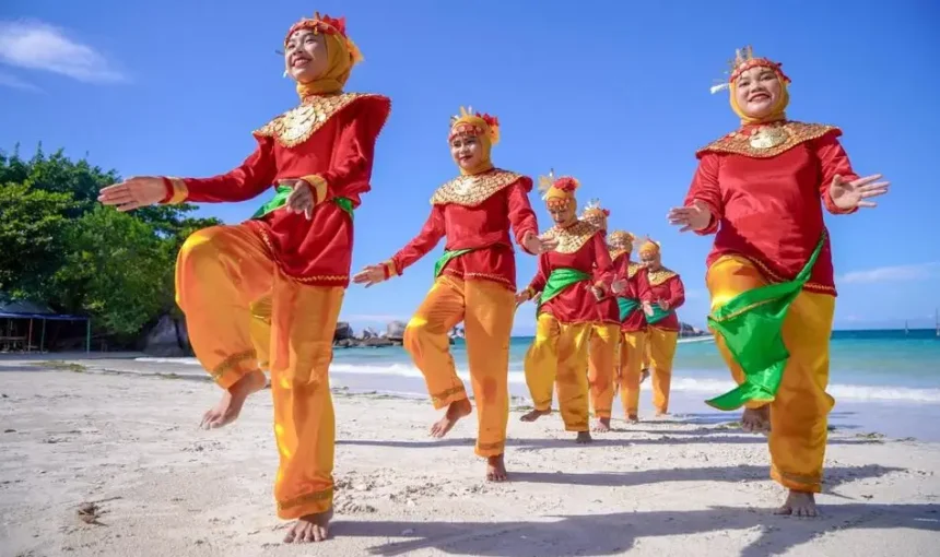 Amazing Rhythm of the Sea: Rahasia di Balik Tari Sepen di Paket Tour Belitung 2026