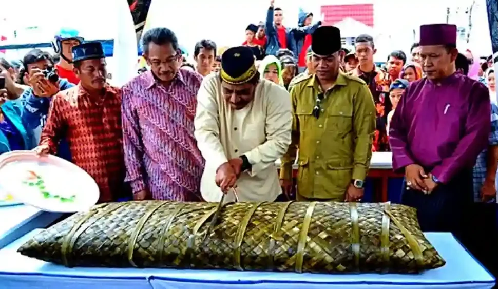 Lepat Gede Maras Taun Belitong