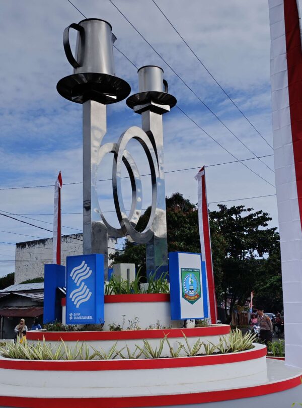 Tugu 1001 Warkop Manggar