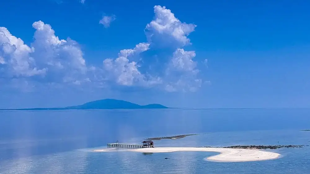 Paket Tour Belitung Timur Island Hopping Penanas