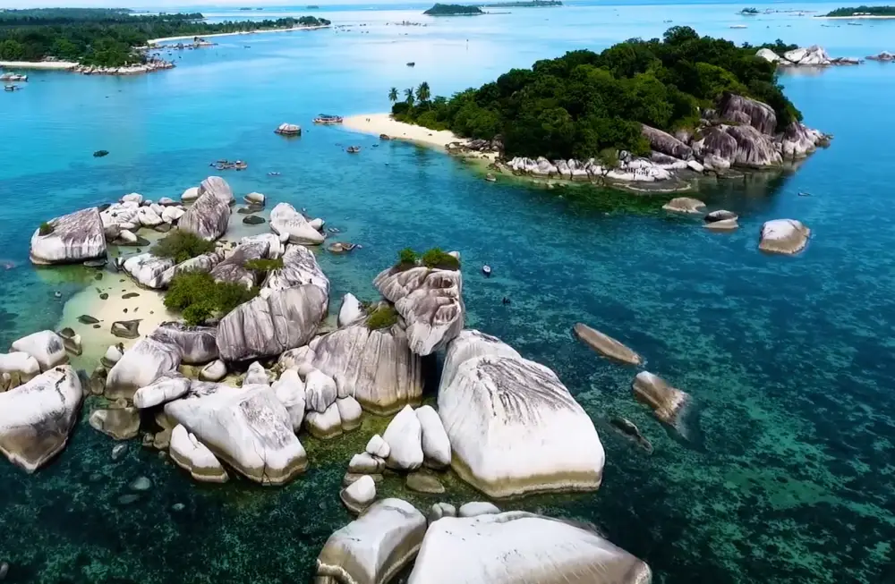 Paket Wisata Belitung Murah 2026 Terpopuler