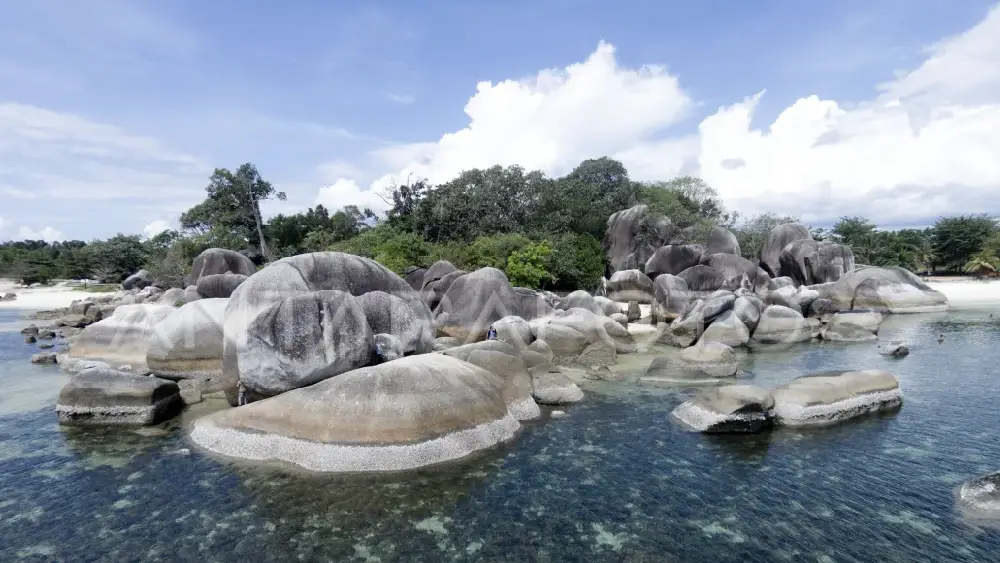 Paket Tour Belitung 2D1N Reguler