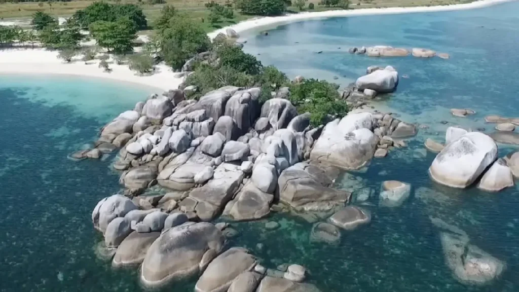 Cara ke Pantai Tanjung Tinggi dari Bandara Info Update